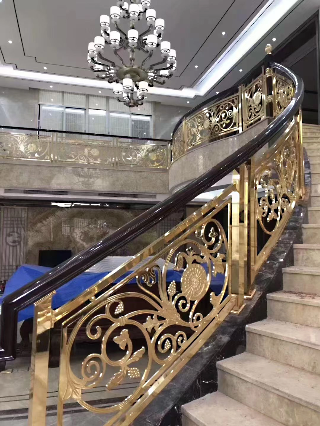 On-Site Production and Installation of Villa Spiral Staircase Railings: Craftsmanship Meets Excellence On-Site Production and Installation of Villa Spiral Staircase Railings: Craftsmanship Meets Excellence